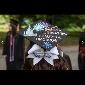 Meet your Posher, Tori